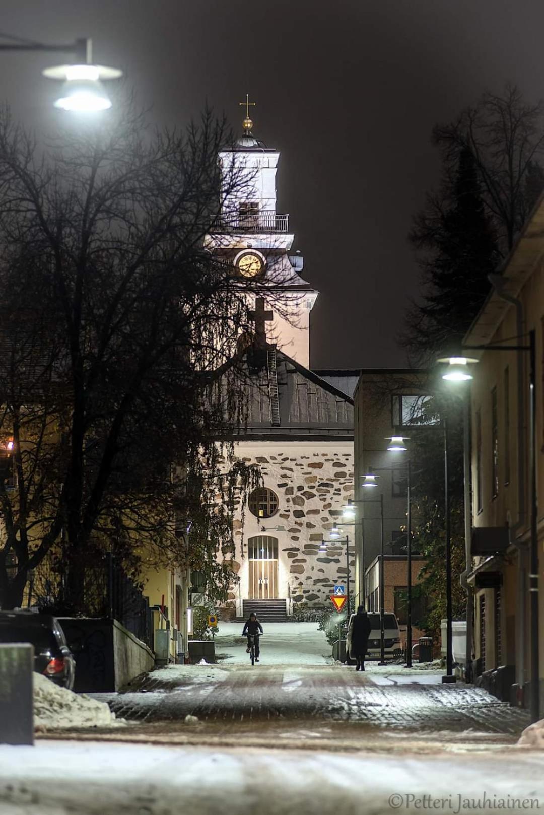 City Apartment Maaherrankatu, Ilmainen Kadunvarsipysaekoeinti Kuopio Buitenkant foto